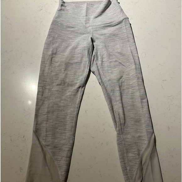 LULULEMON CROPPED LEGGING - Picture 3 of 3